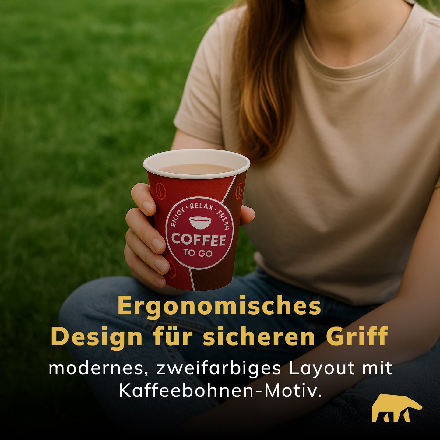 Person hält roten Roxlin Kaffee-to-go-Becher – ergonomisches Design für sicheren Griff